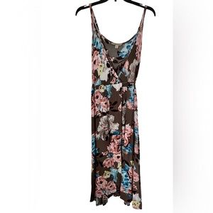 Floral wrap dress • midi • size medium